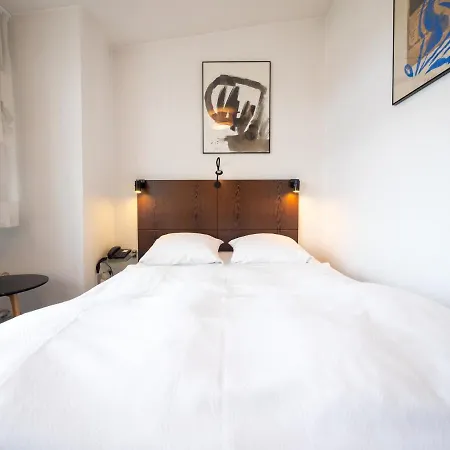 Europa Hotel 4*